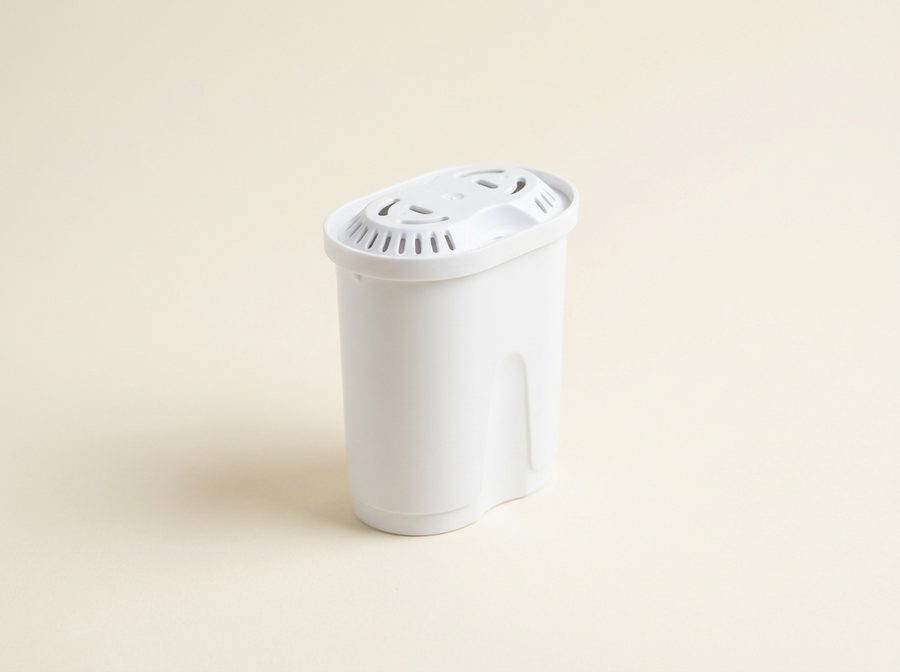 Cartouche filtrante blanche de carafe, sans marque